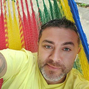 Meet your Posher, Douglas